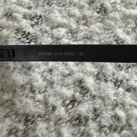 Fendi sunglasses - Picture 6 of 7